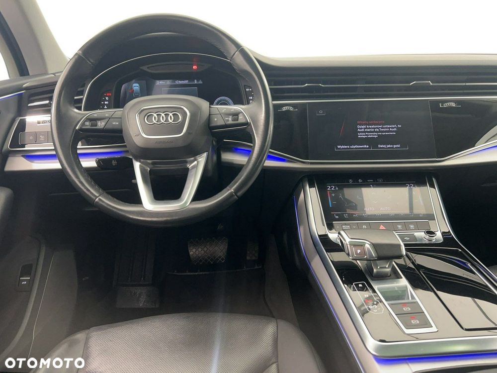 Audi Q7 - 9