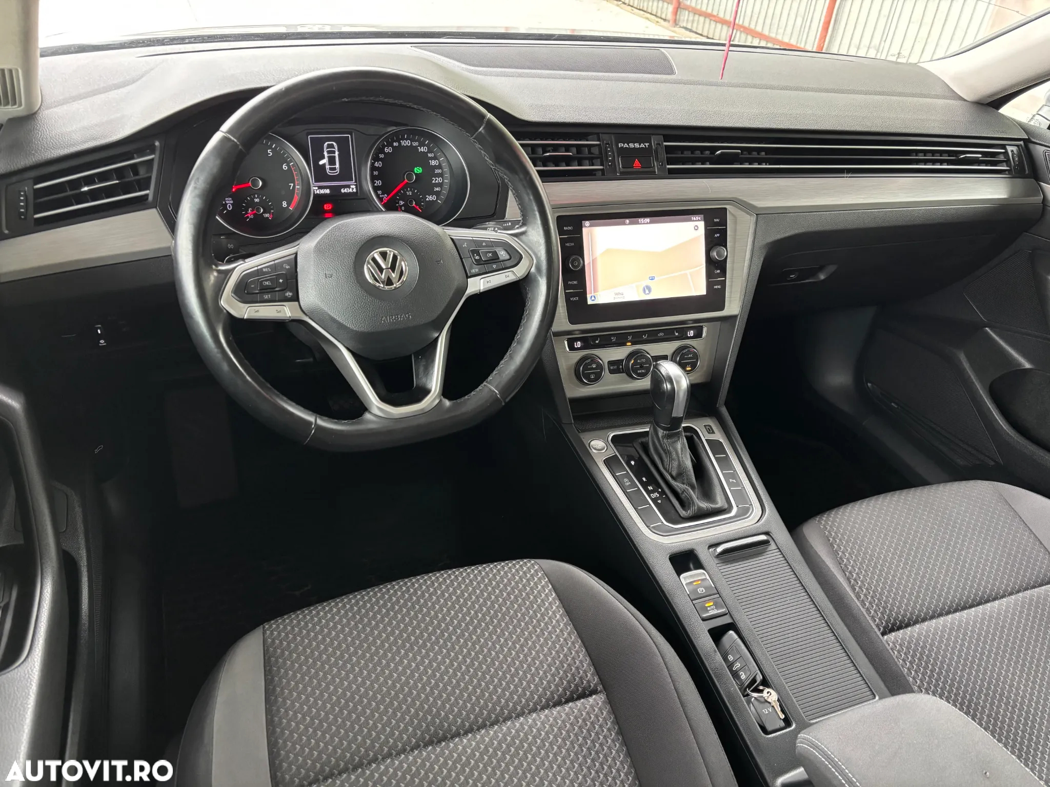 Volkswagen Passat Variant 1.5 TSI ACT OPF DSG Comfortline - 13
