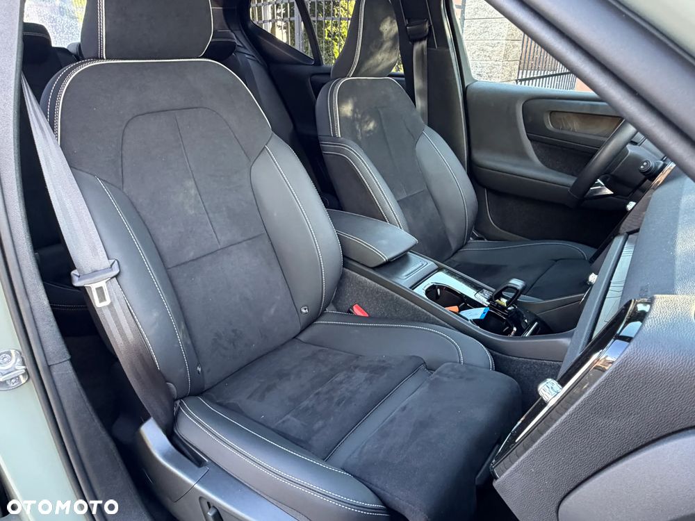 Volvo XC 40 Recharge 82 kWh Single M Extended Range RWD Ultimate - 9