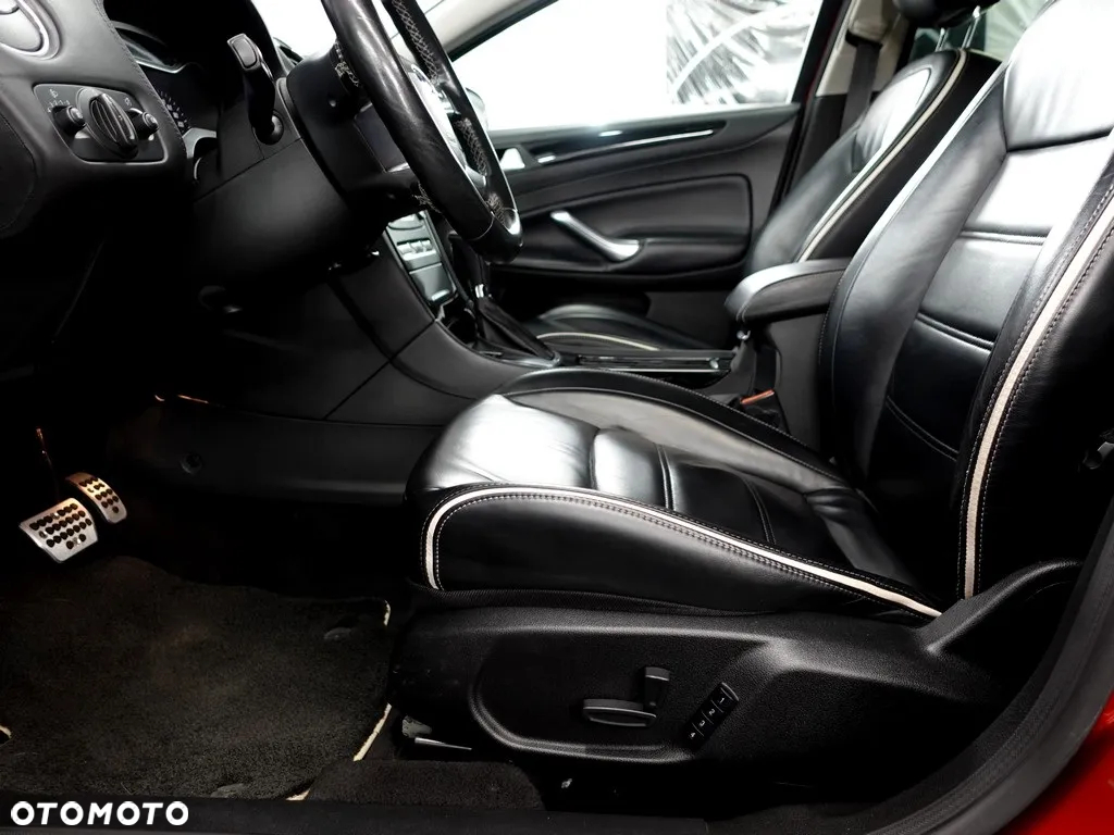 Ford Mondeo - 14