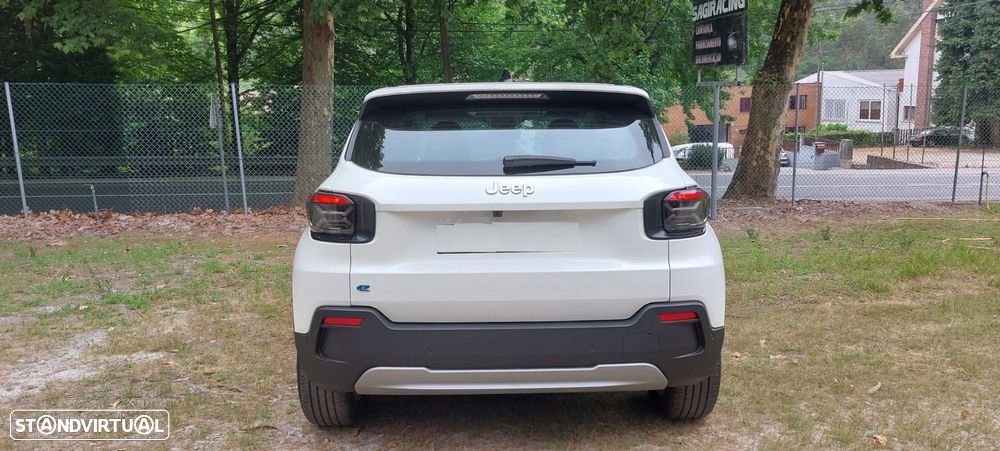 Jeep Avenger 54 kWh Altitude - 12