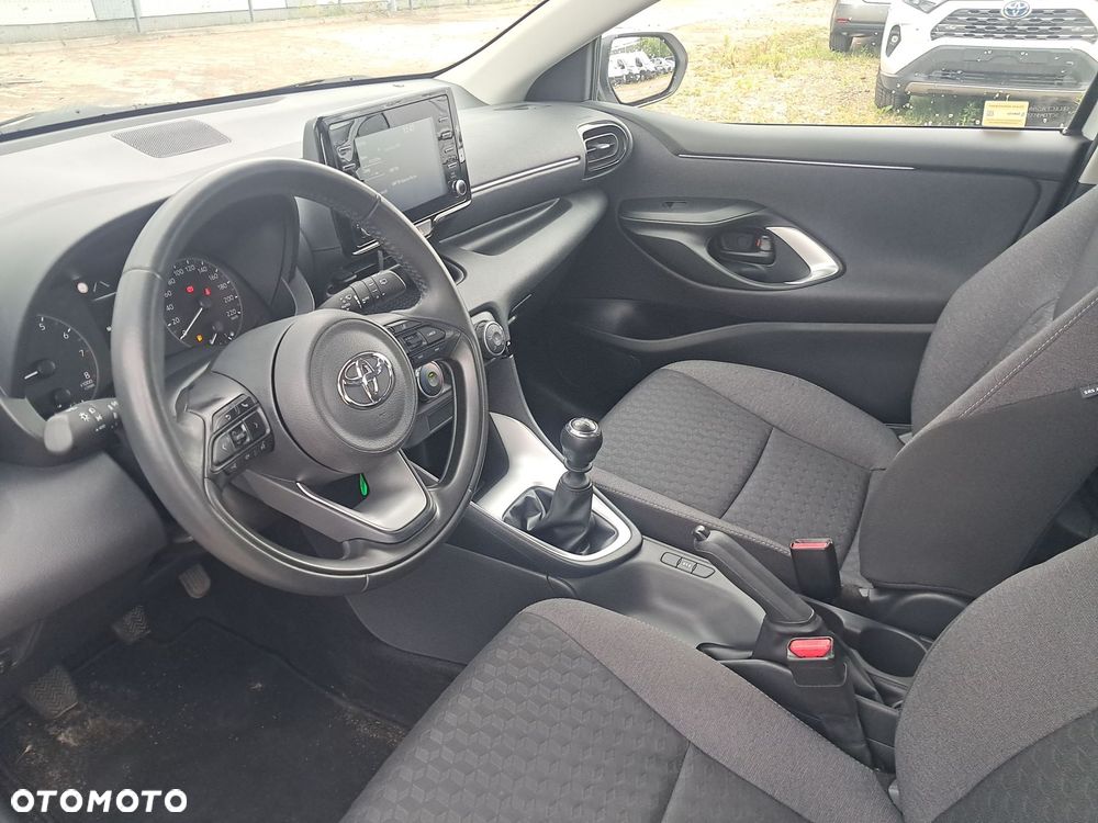 Toyota Yaris - 9