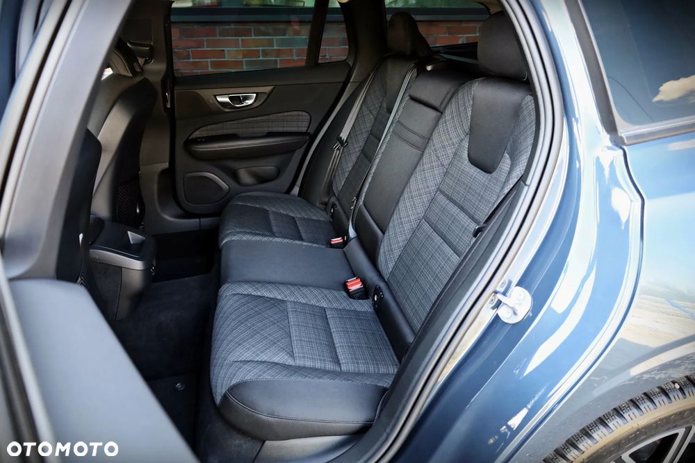 Volvo V60 B3 B DKG Core - 22