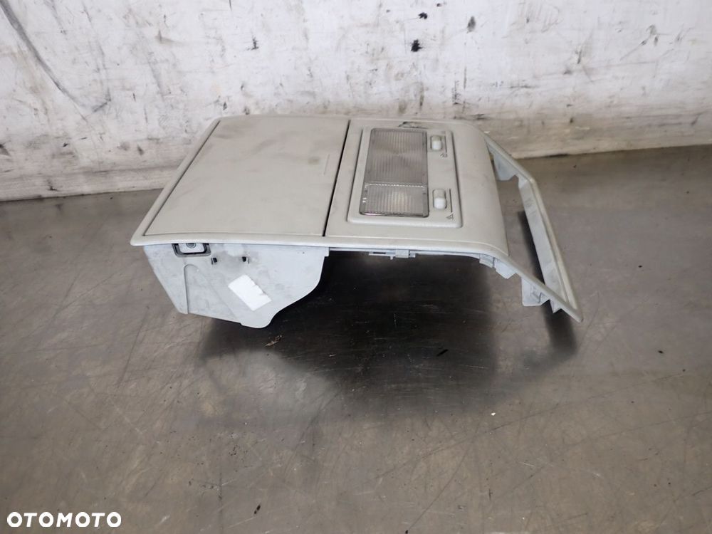 OŚWIETLENIE KABINY PRZÓD VOLKSWAGEN T5  7M3868403C - 2