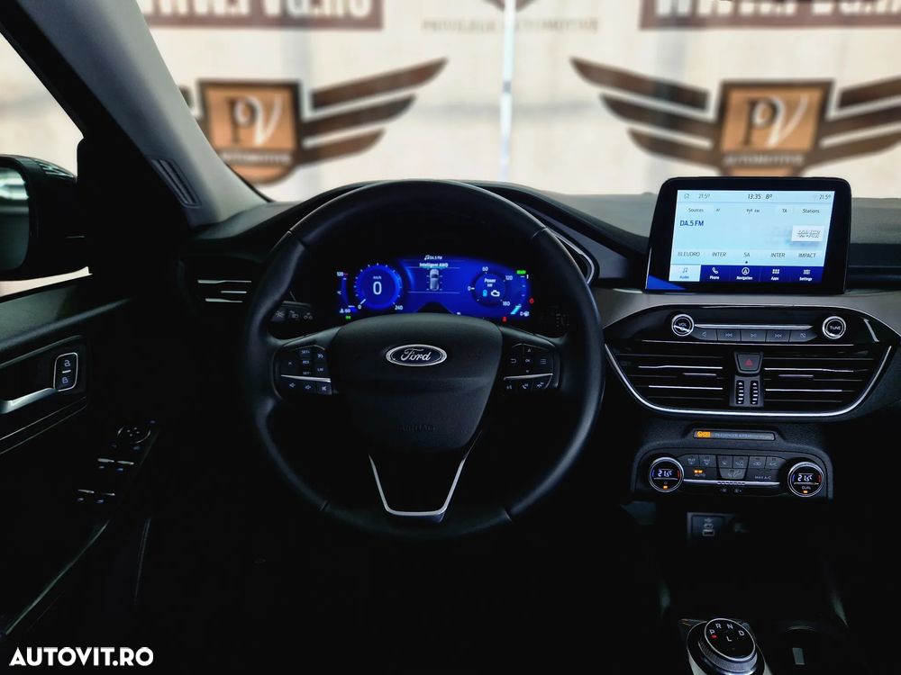 Ford Kuga 2.5 Duratec FHEV 4x4 TITANIUM - 8