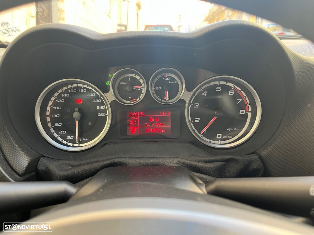 Alfa Romeo MiTo - 8