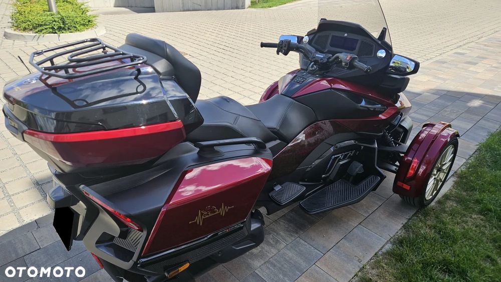 Can-Am Spyder - 6