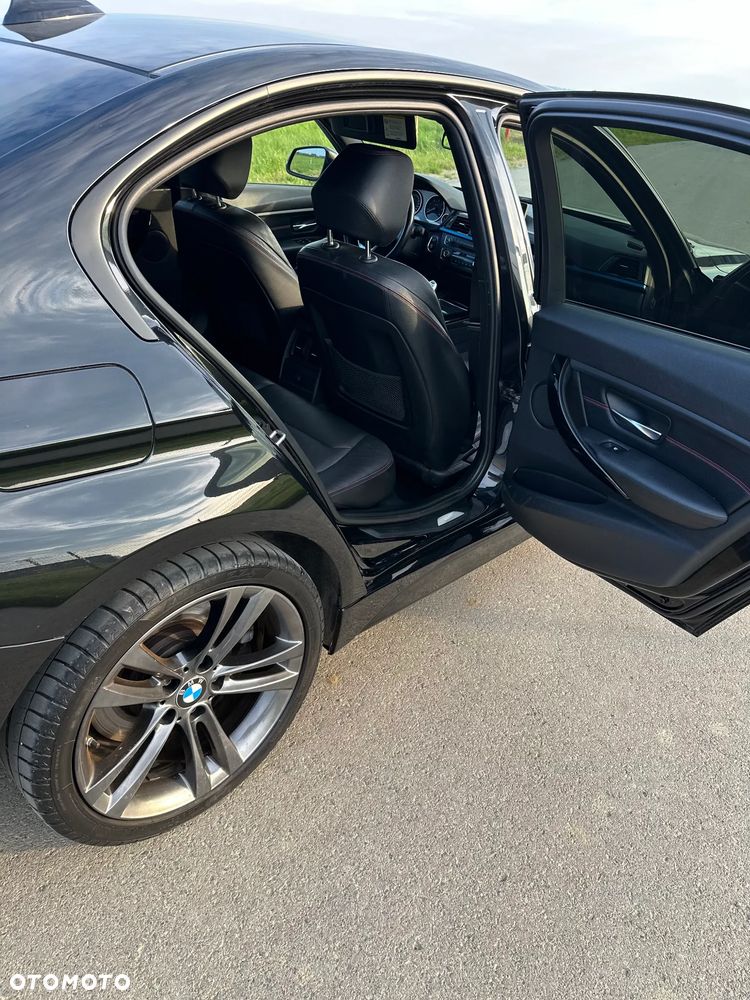 BMW Seria 3 330d M Sport - 7