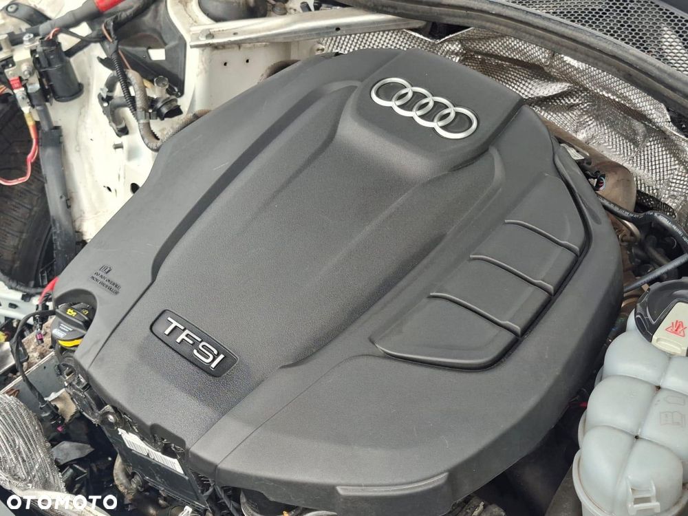 Audi A4 Avant 40 TFSI mHEV Advanced S tronic - 9