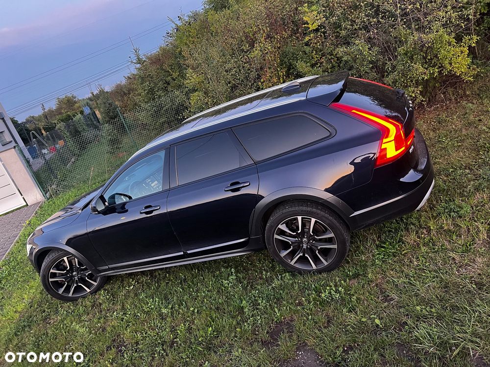 Volvo V90 Cross Country D5 SCR AWD - 34