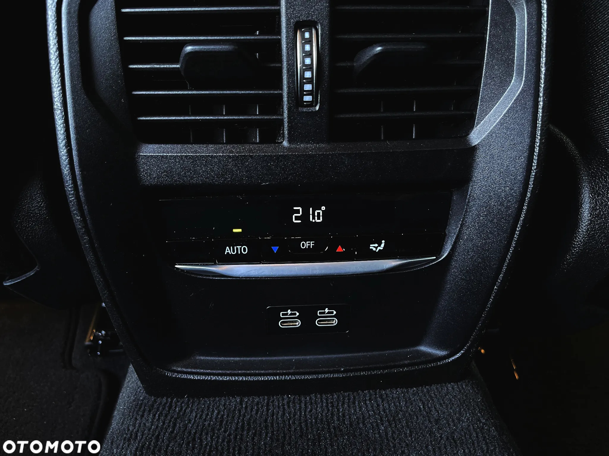 BMW Seria 3 320d Touring - 36
