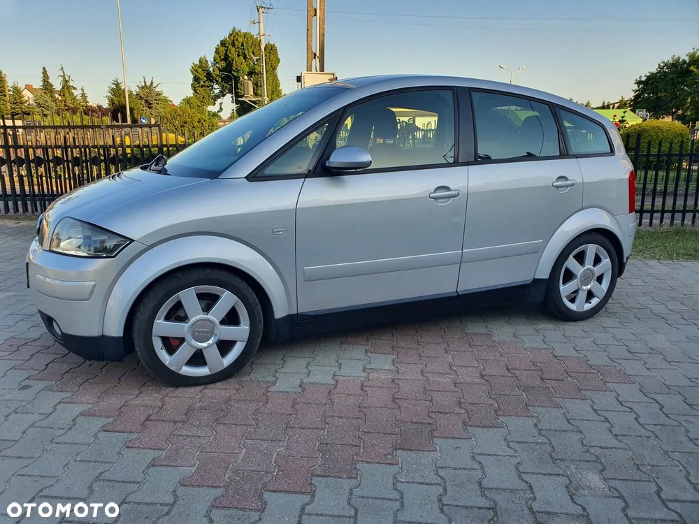 Audi A2 1.4 - 10