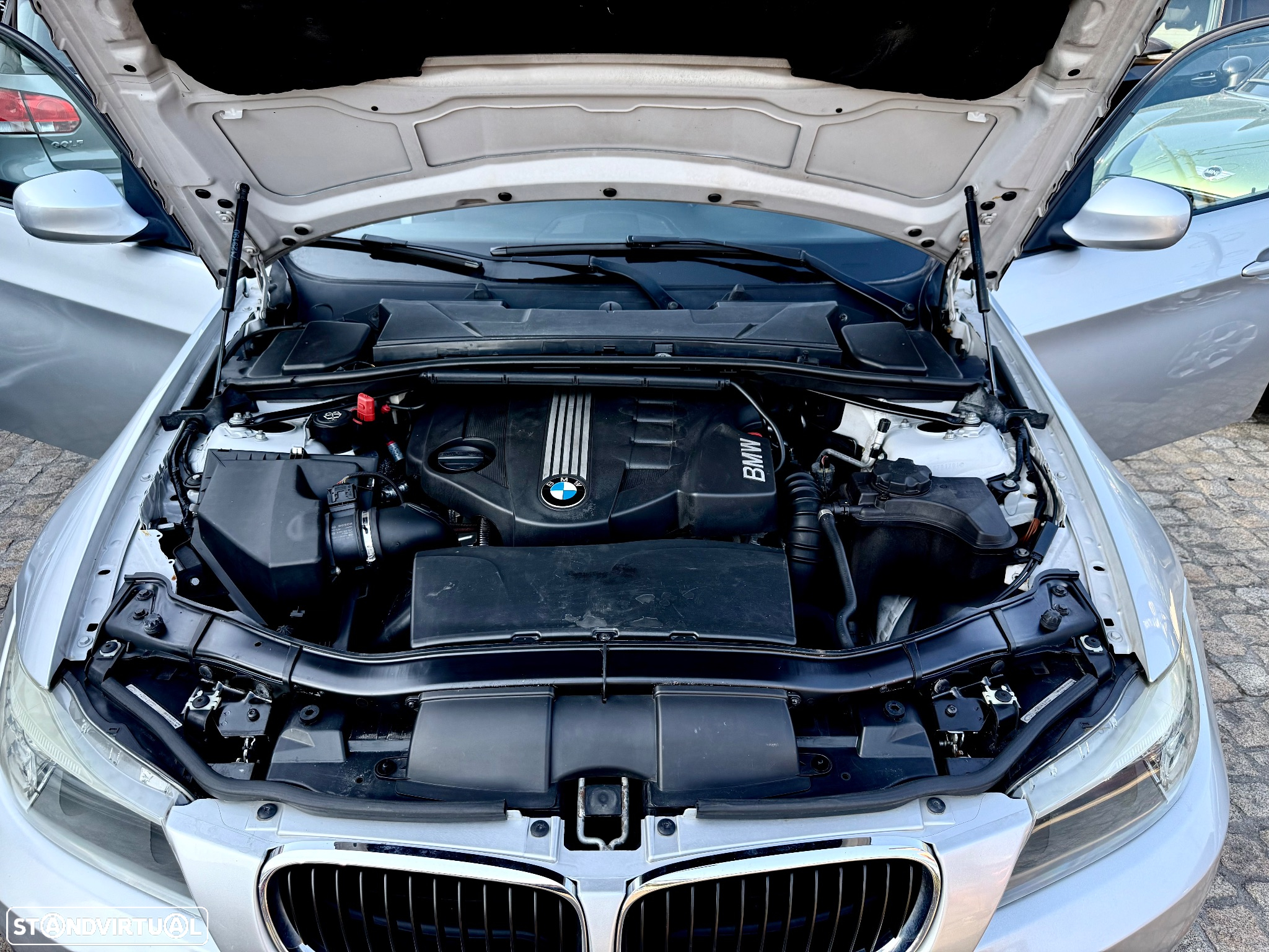 BMW 318 d DPF Touring Edition Sport - 28