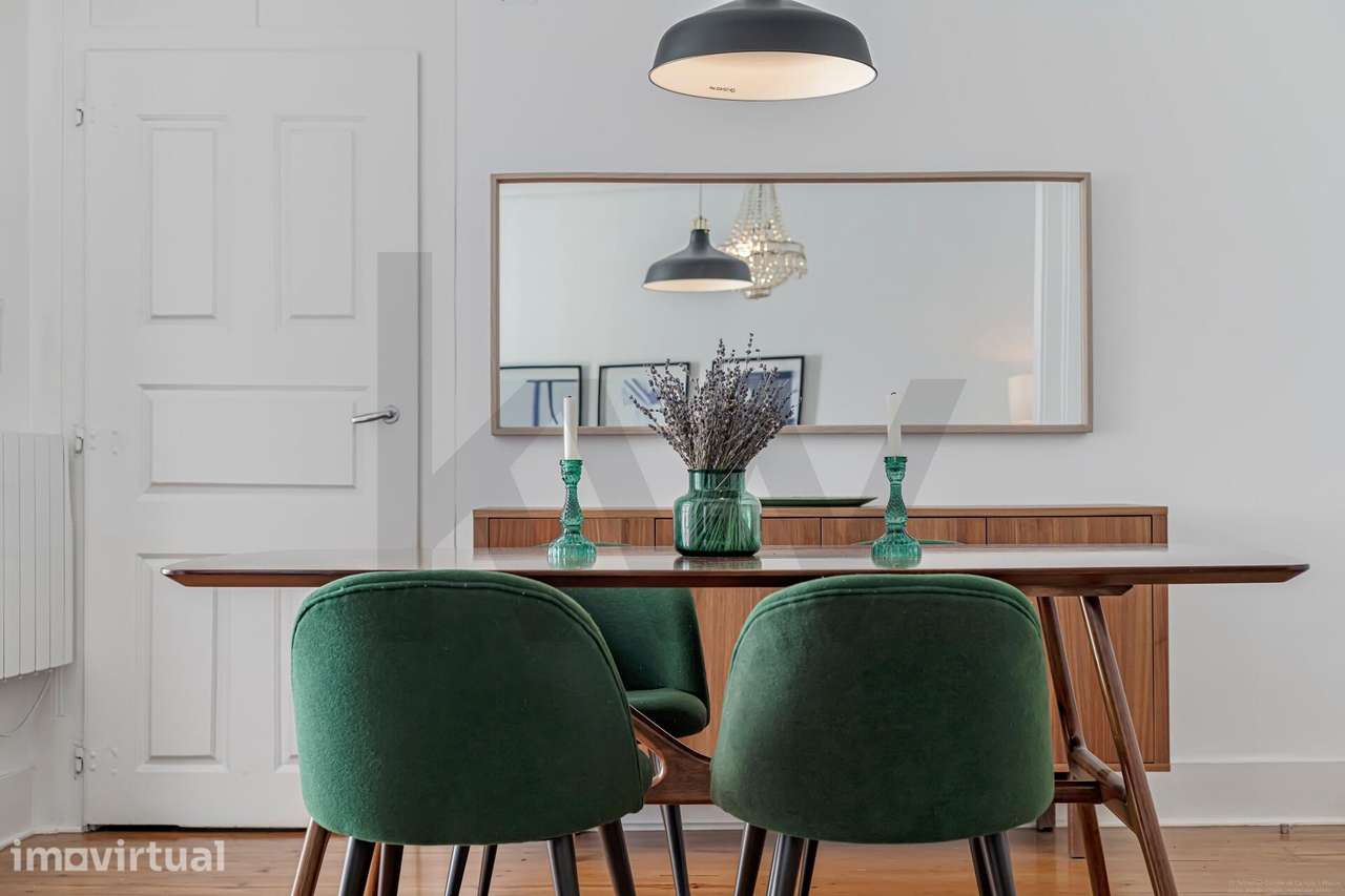Arrendamento Charmoso Apartamento T2+1 com pátio - Mobilado em plena S - Grande imagem: 5/24