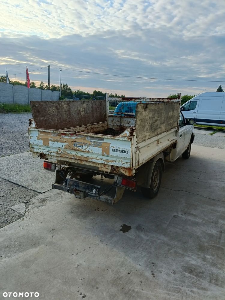 Mazda Ford Ranger Nissan WYWROTKA - 13