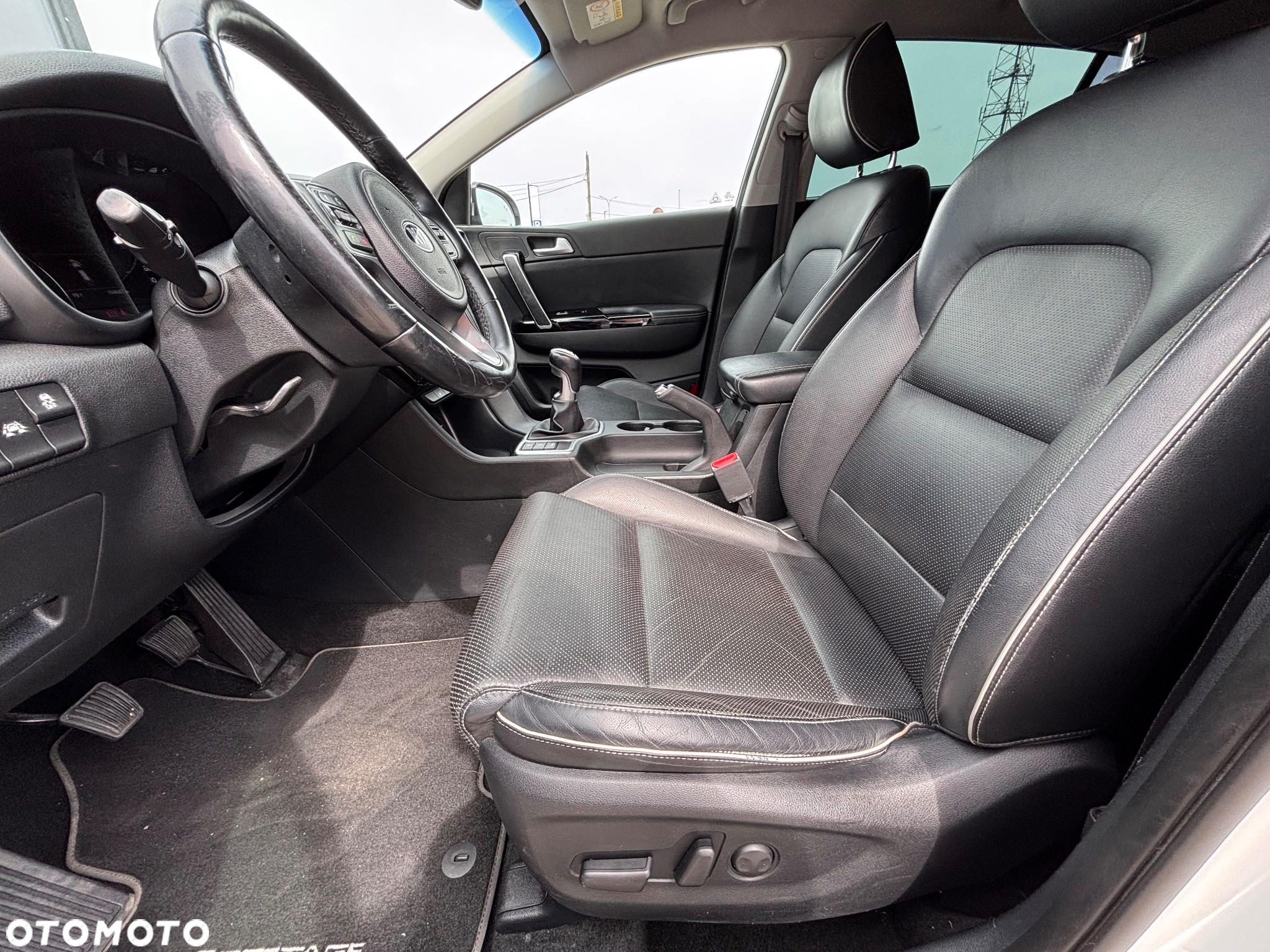 Kia Sportage 1.7 CRDI L 2WD - 17