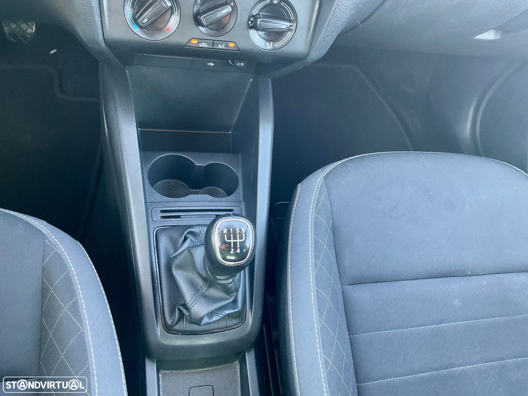Skoda Fabia 1.0 TSI Ambition - 28