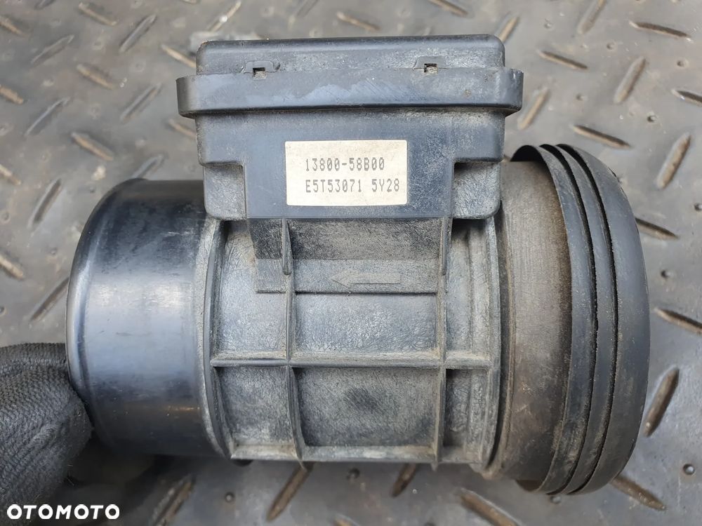 SUZUKI VITARA I PRZEPŁYWOMIERZ POWIETRZA 13800-58B00 E5T53071 ORYGINAŁ - 3