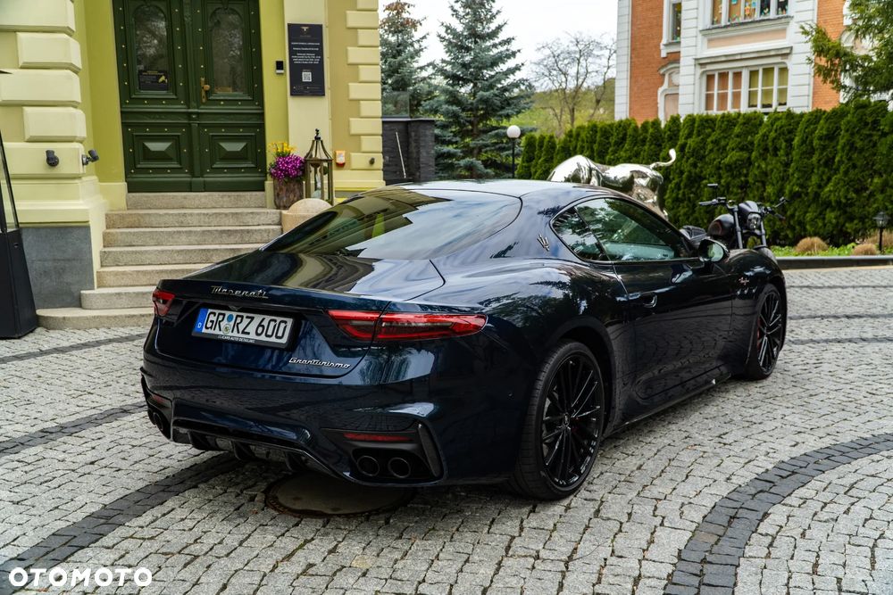 Maserati GranTurismo - 13