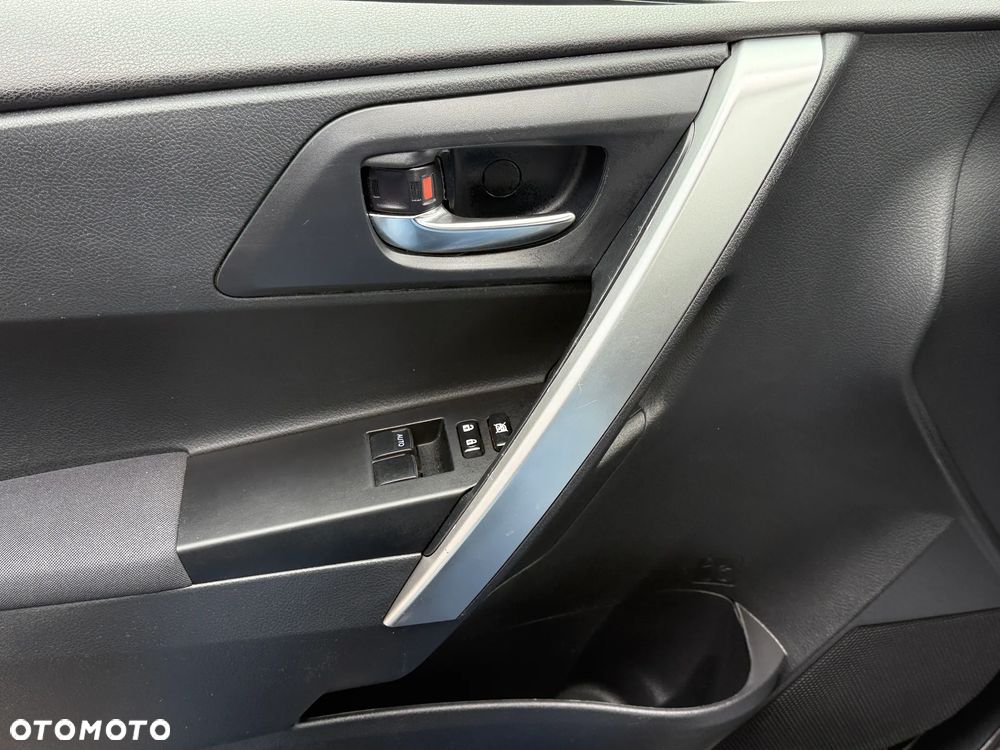 Toyota Auris 1.6 Active - 8