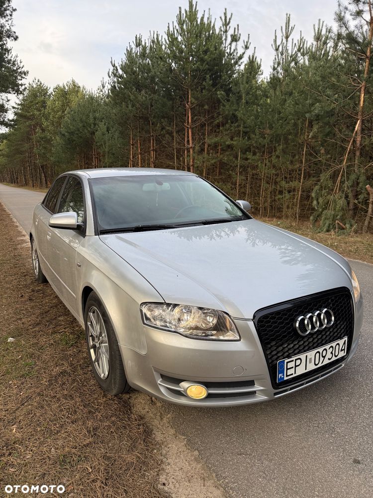 Audi A4 Limousine - 3