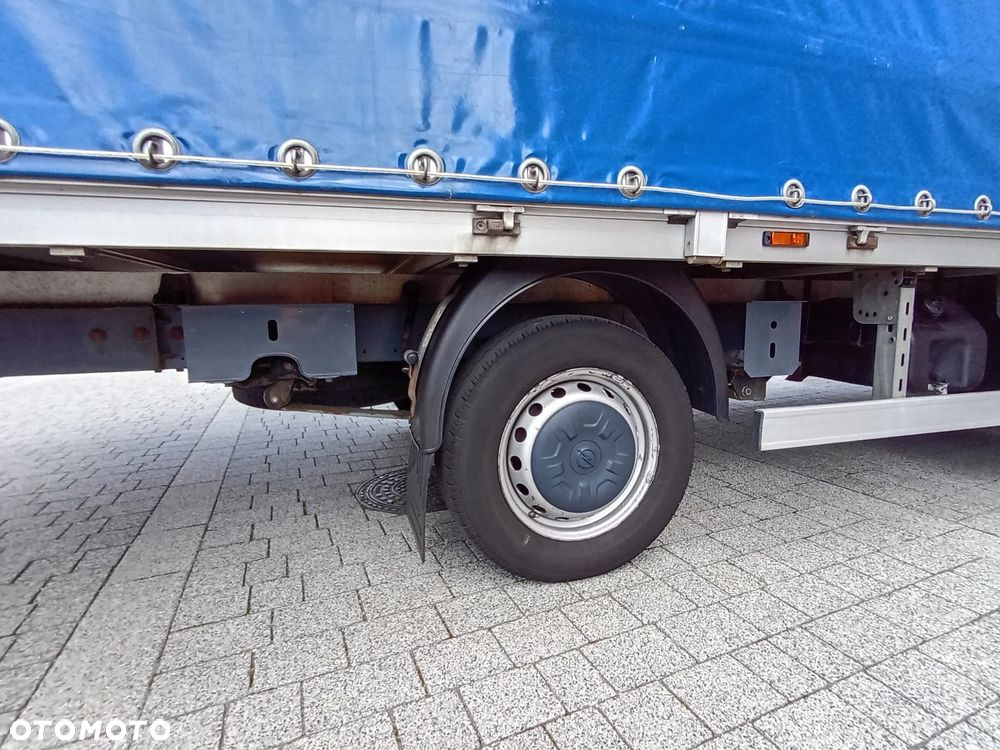 Opel Movano - 10