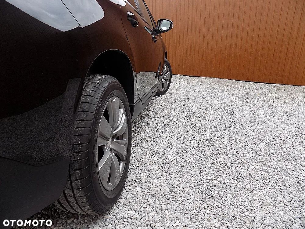 Peugeot 2008 PureTech 82 Style - 24