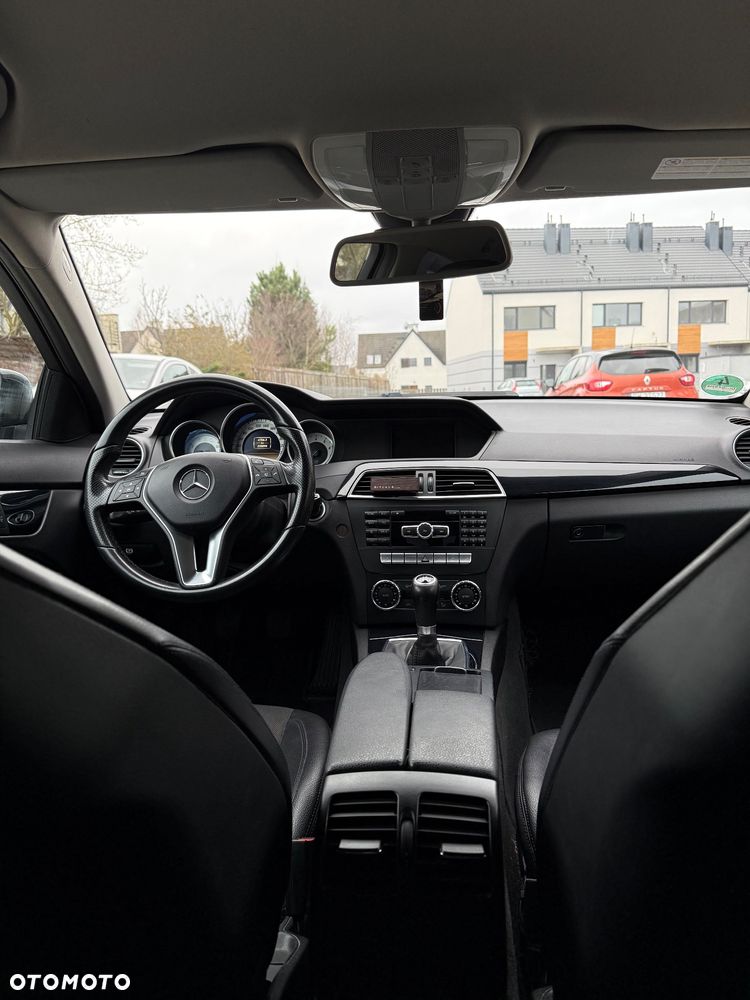 Mercedes-Benz Klasa C 180 BlueEFFICIENCY - 21
