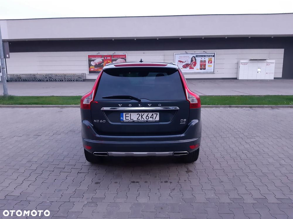 Volvo XC 60 D5 AWD Summum - 5