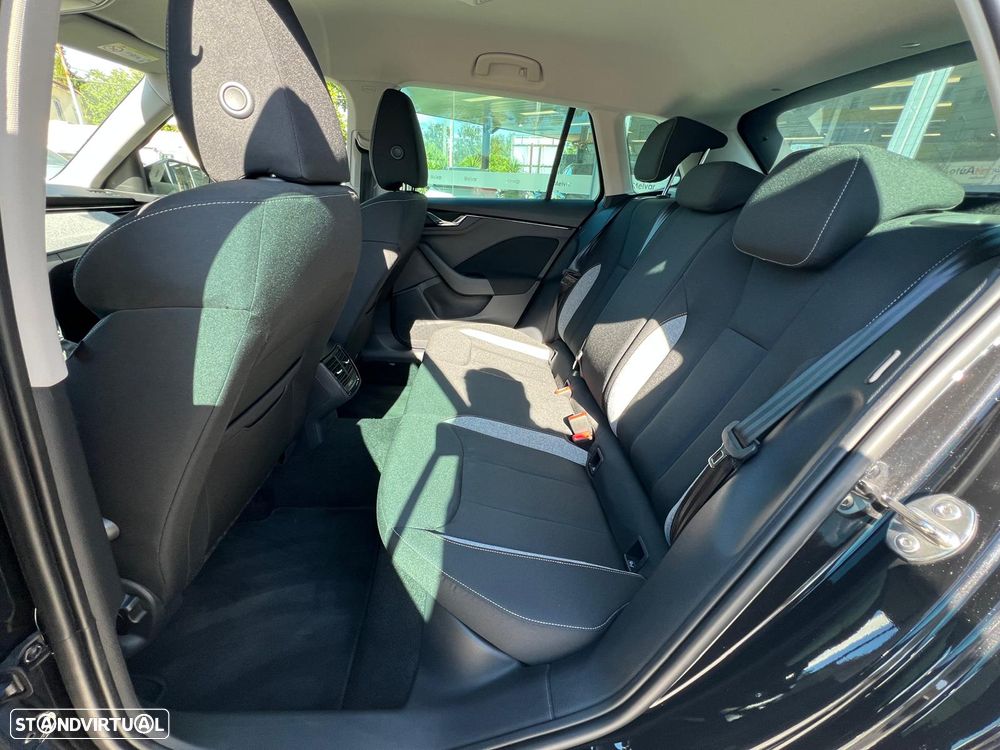 Skoda Kamiq 1.0 TSI Selection DSG - 8