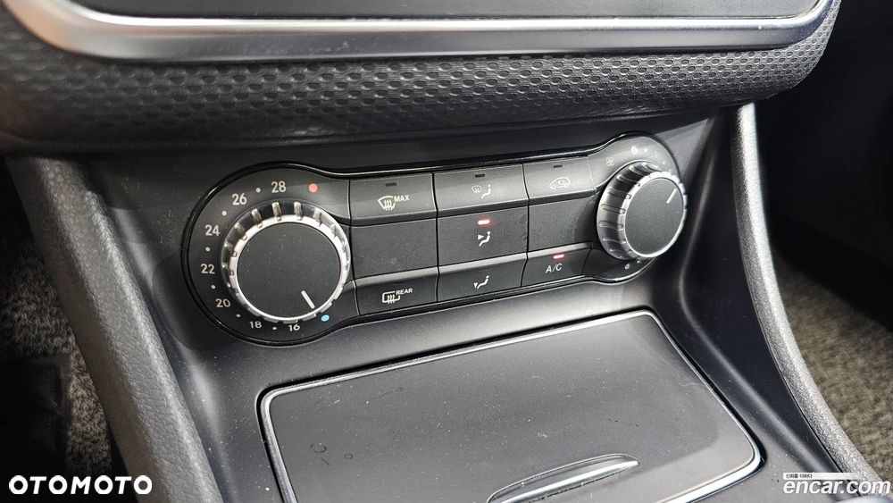 Mercedes-Benz Klasa A 200 7G-DCT Peak Edition - 19