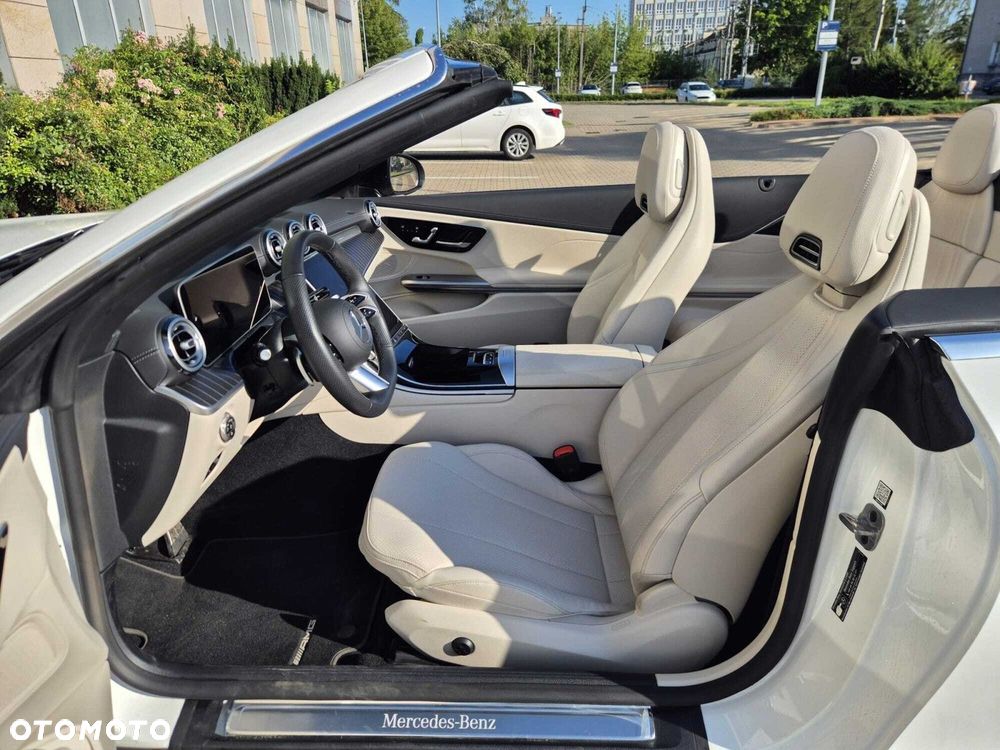 Mercedes-Benz CLE - 19