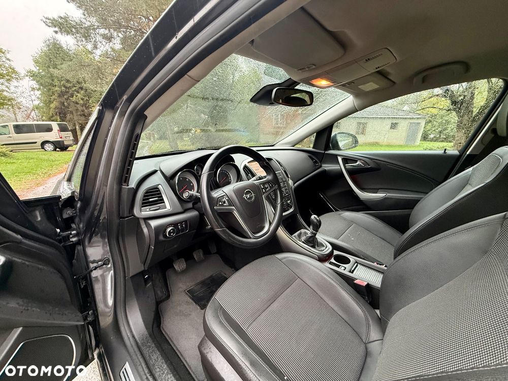 Opel Astra 1.7 CDTI Cosmo - 18