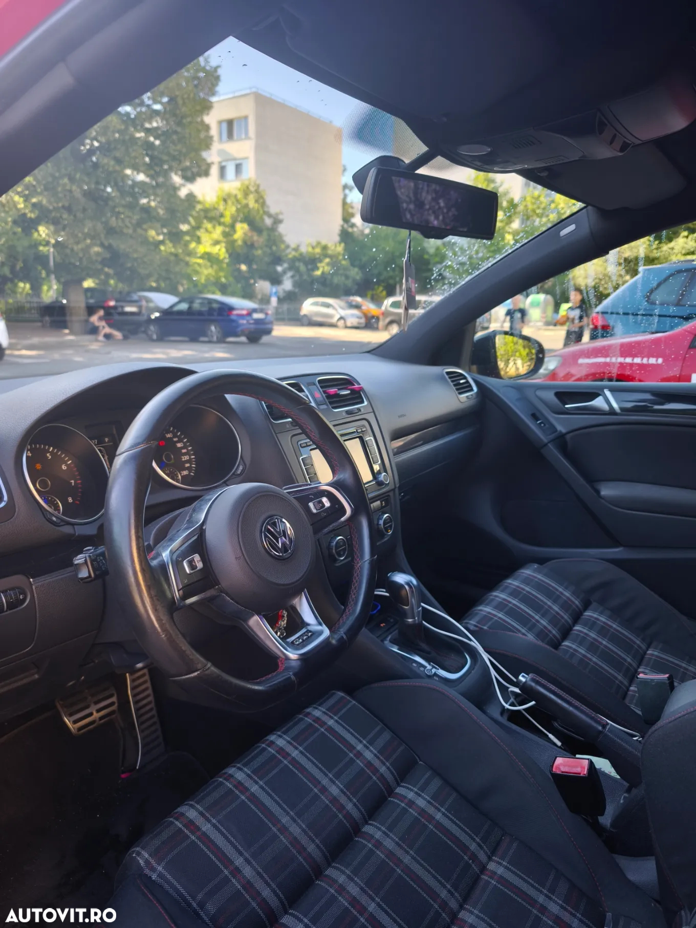 Volkswagen Golf GTI TCR 2.0 TSI OPF DSG - 11