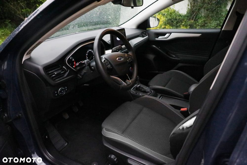 Ford Focus 1.0 EcoBoost Titanium Design - 14