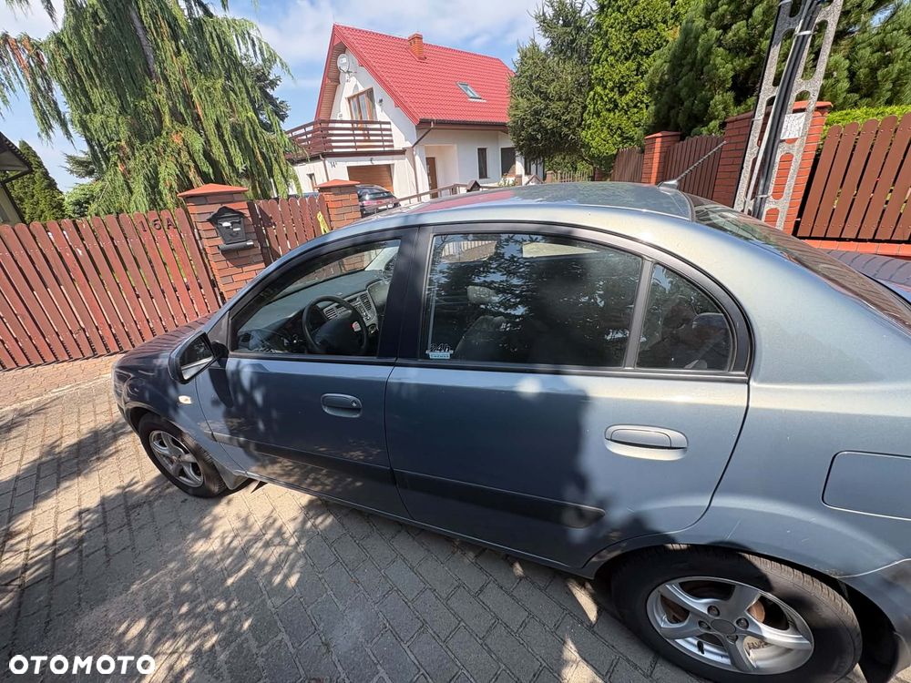 Kia Rio 1.4 Comfort - 5