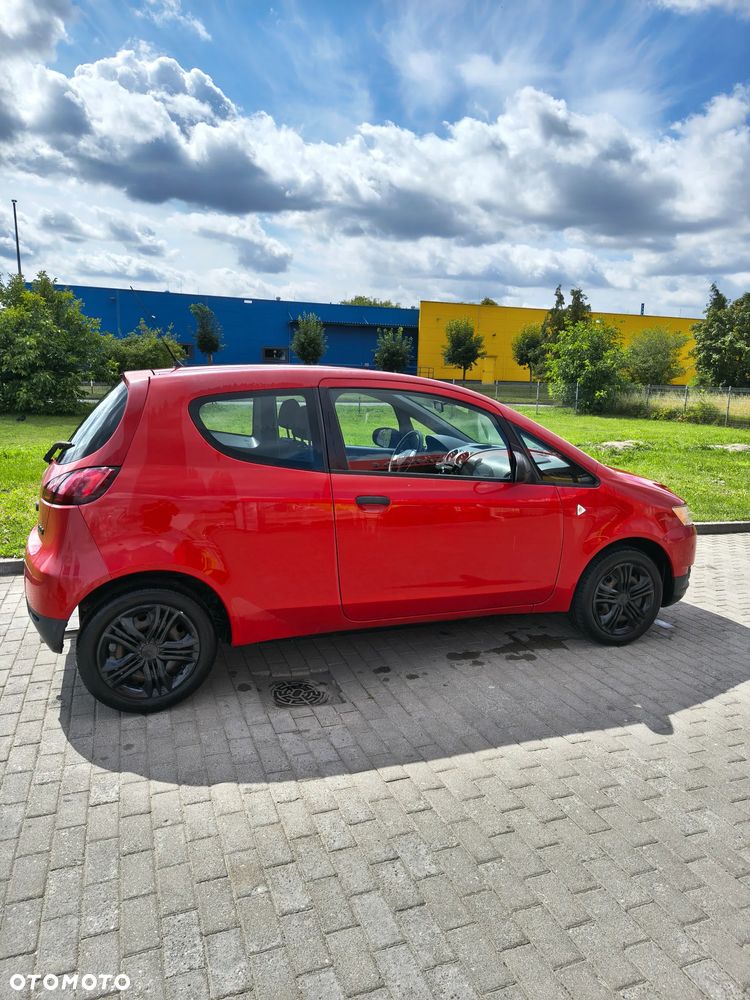 Mitsubishi Colt - 7