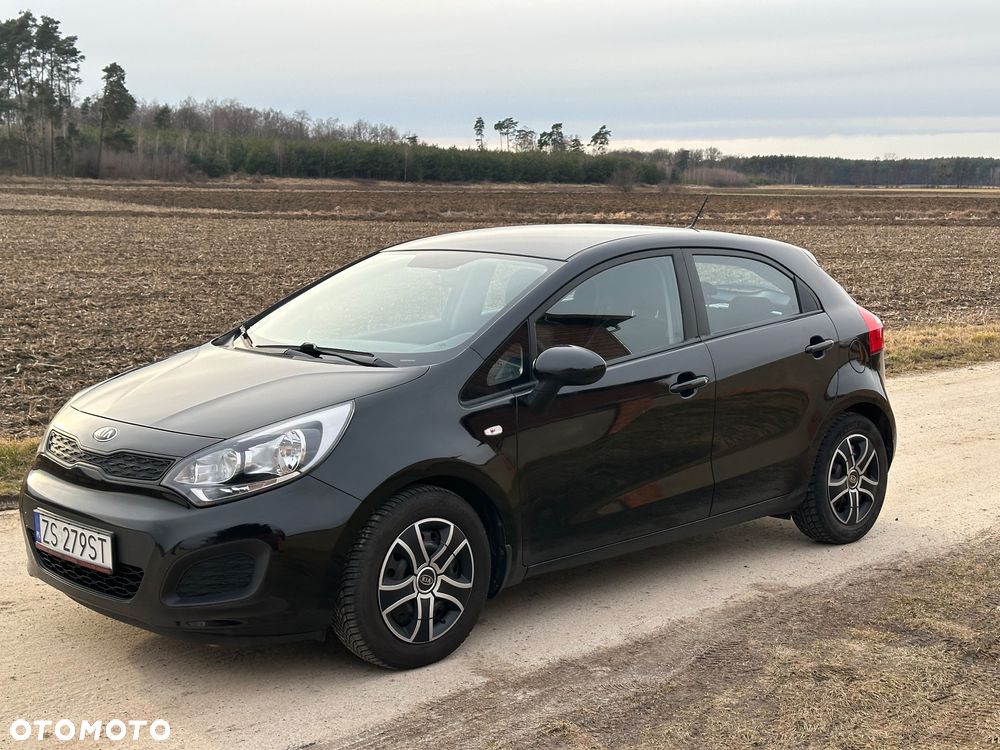 Kia Rio - 1