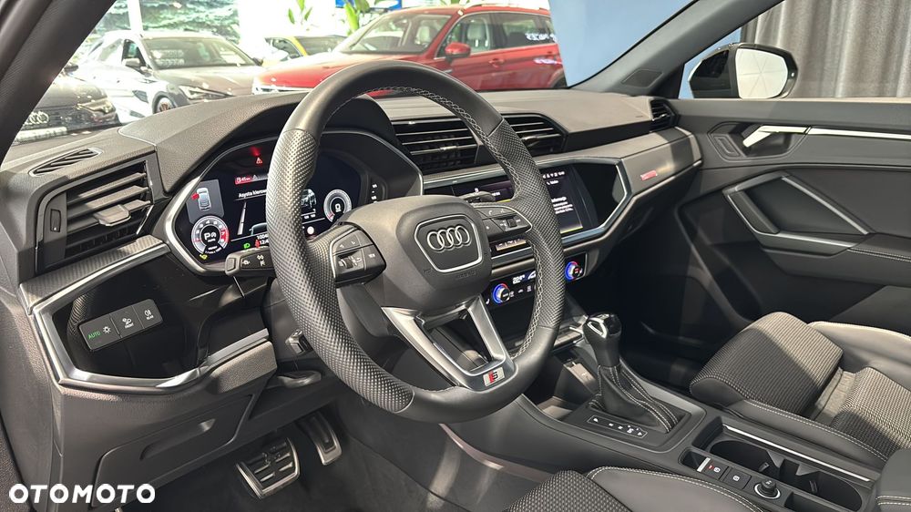 Audi Q3 35 TFSI mHEV S-Line S tronic - 11
