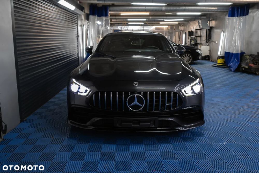 Mercedes-Benz AMG GT 53 4-Matic+ - 35