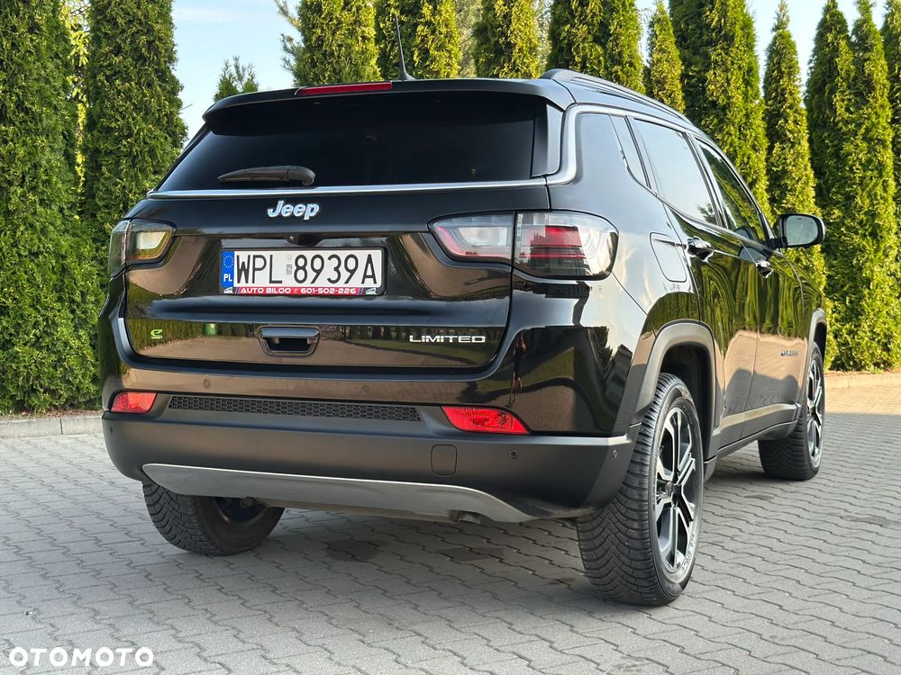 Jeep Compass - 29