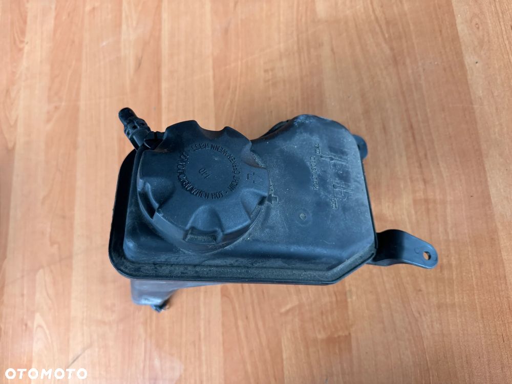 Zbiornik wyrównawczy płynu bmw E90 E91 7567462 - 3