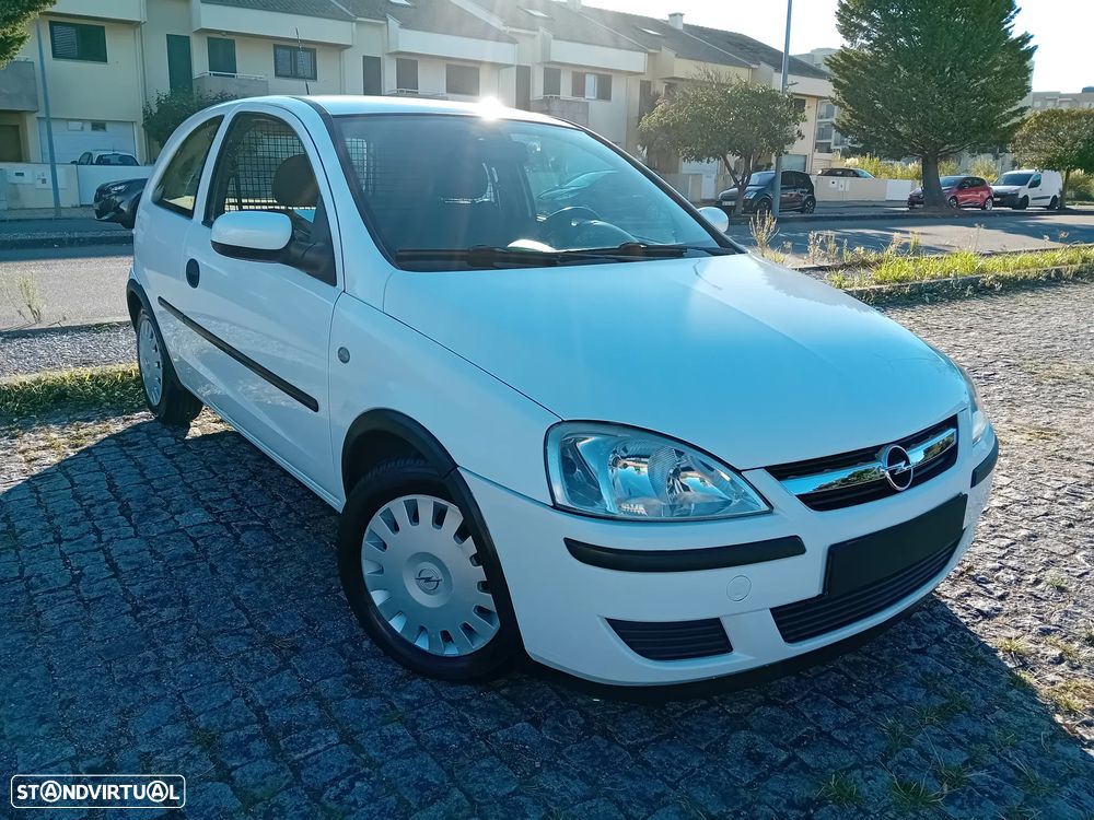 Opel Corsa 1.3 CDTi First - 3