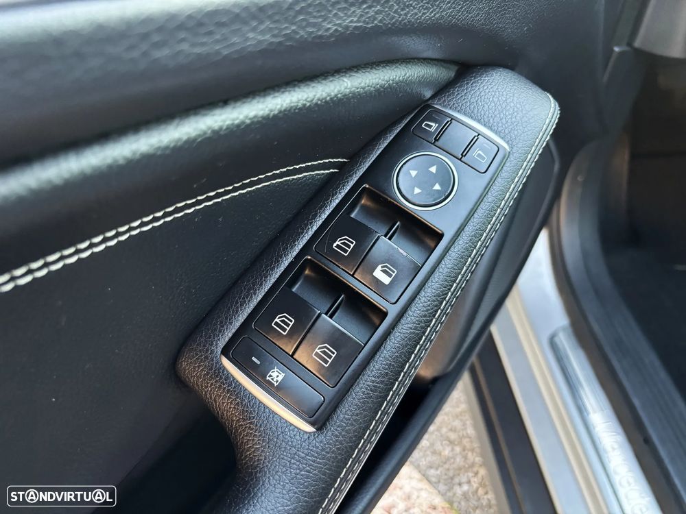 Mercedes-Benz GLA 200 CDi Urban Aut. - 15