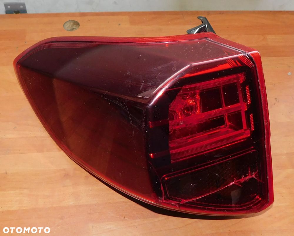 lampa lewa tył SUZUKI VITARA III LIFT 18- EUROPA