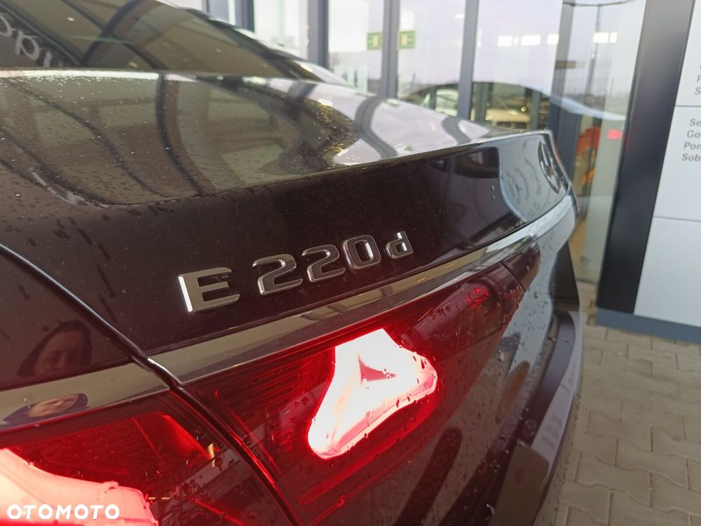 Mercedes-Benz Klasa E - 36