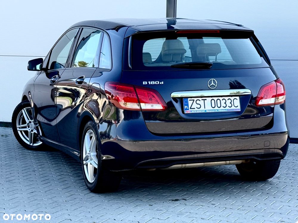 Mercedes-Benz Klasa B 180 (CDI) d - 18