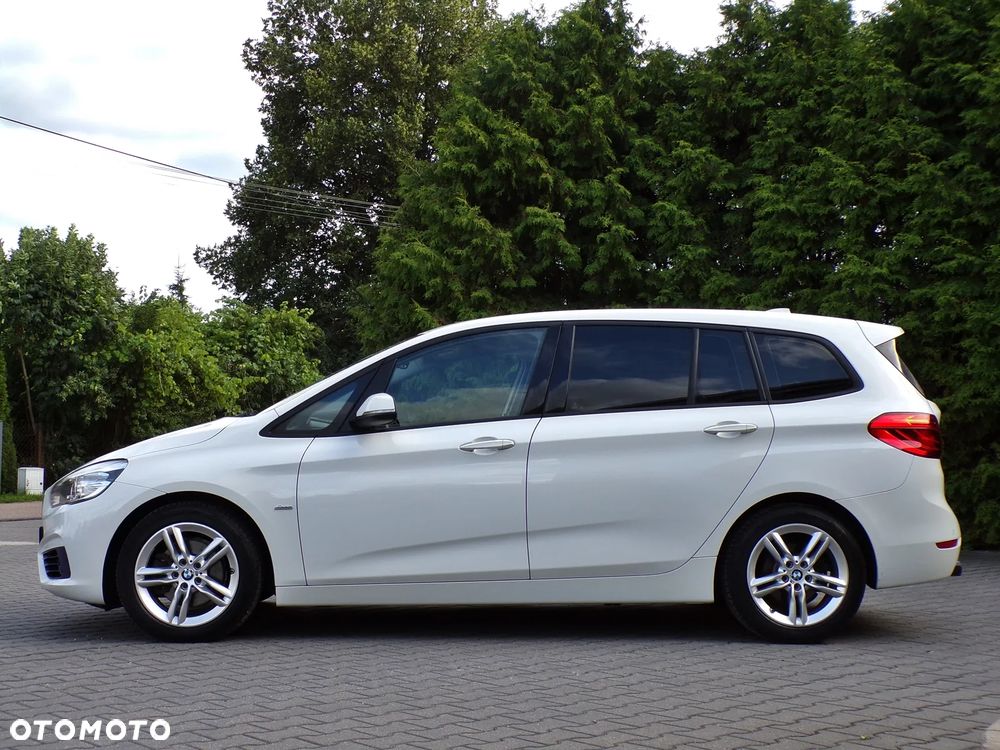 BMW Seria 2 218d GT Sport Line - 7