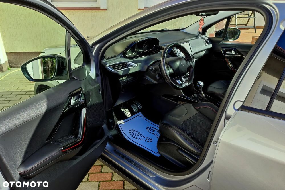 Peugeot 2008 PureTech 130 Stop&Start GT-Line Edition - 16