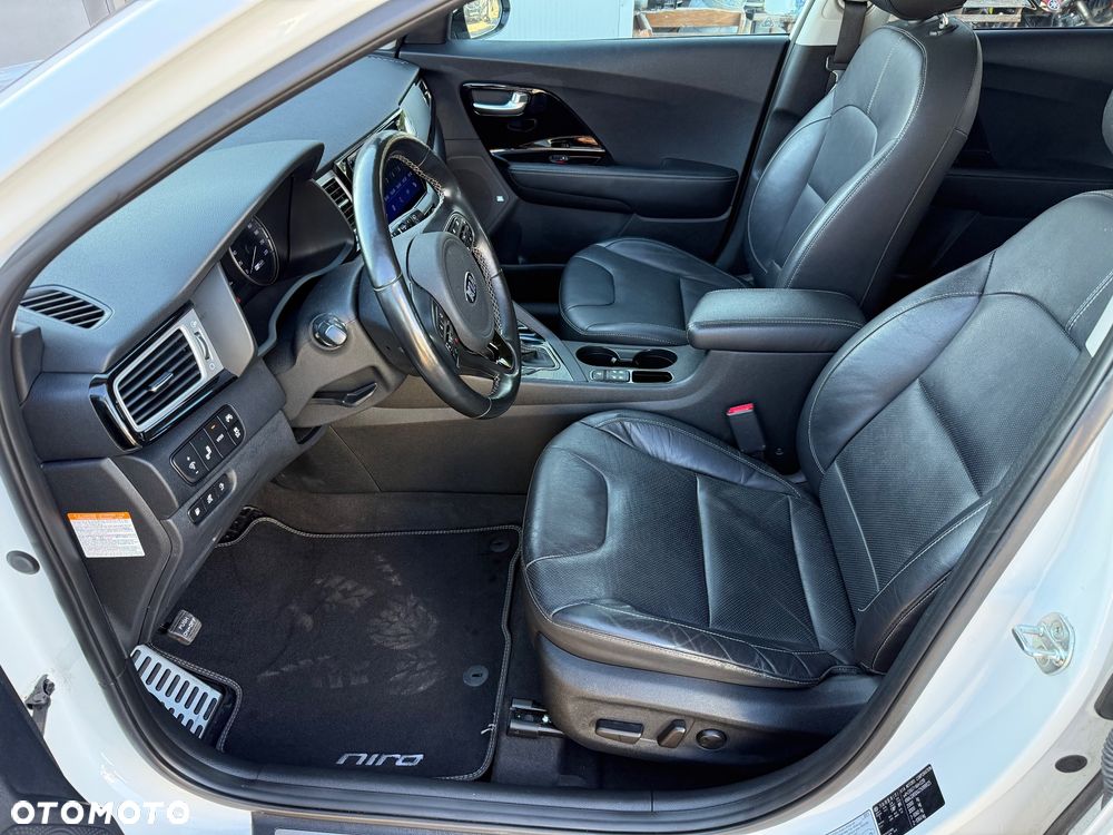 Kia Niro 1.6 GDI PHEV 2WD OPF Vision - 22